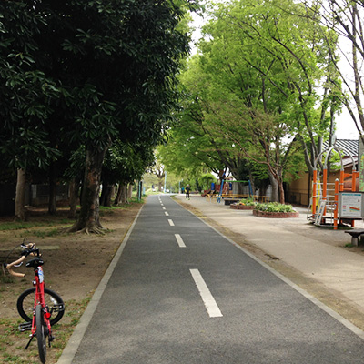 TAMAKO-LAKE CYCLING ROAD, 20-km long beautiful lane specially maintained for cycling.
